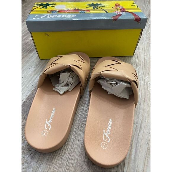 Akira Forever Tan Nude Basket Weave Slide Sandal Women’s Size 7 - Picture 3 of 3